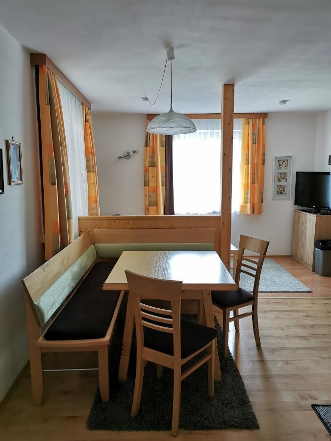 Haus Hoell Herta Χάλστατ Εξωτερικό φωτογραφία