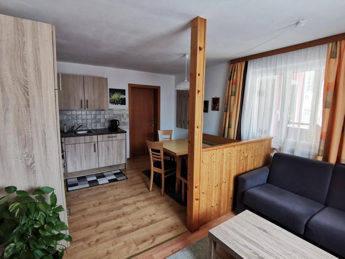Haus Hoell Herta Χάλστατ Εξωτερικό φωτογραφία